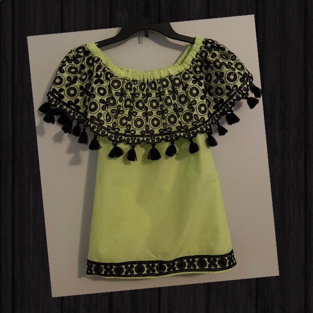 Fun, lime green and black top!